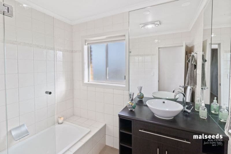 15 Sinclair Street Mount Gambier SA, Mount Gambier - Thumbnail 8