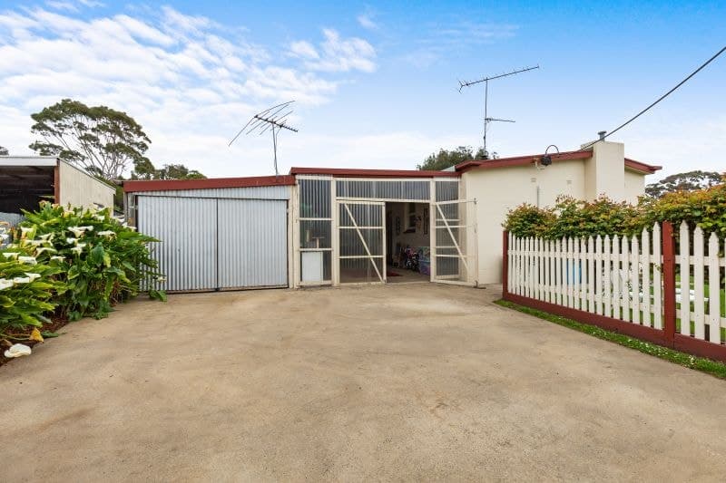12 Pearce Crescent Mount Gambier SA, Mount Gambier - Image 1