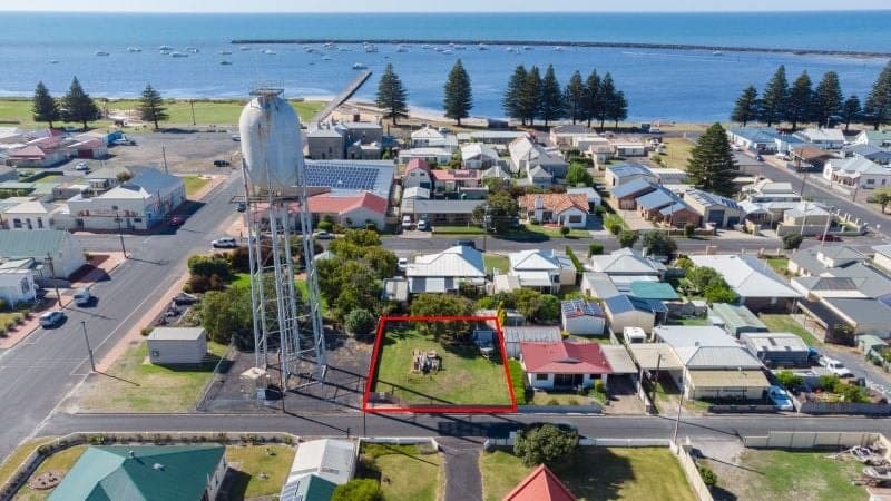 52 Church Street Port Macdonnell SA, Port Macdonnell - Thumbnail 3