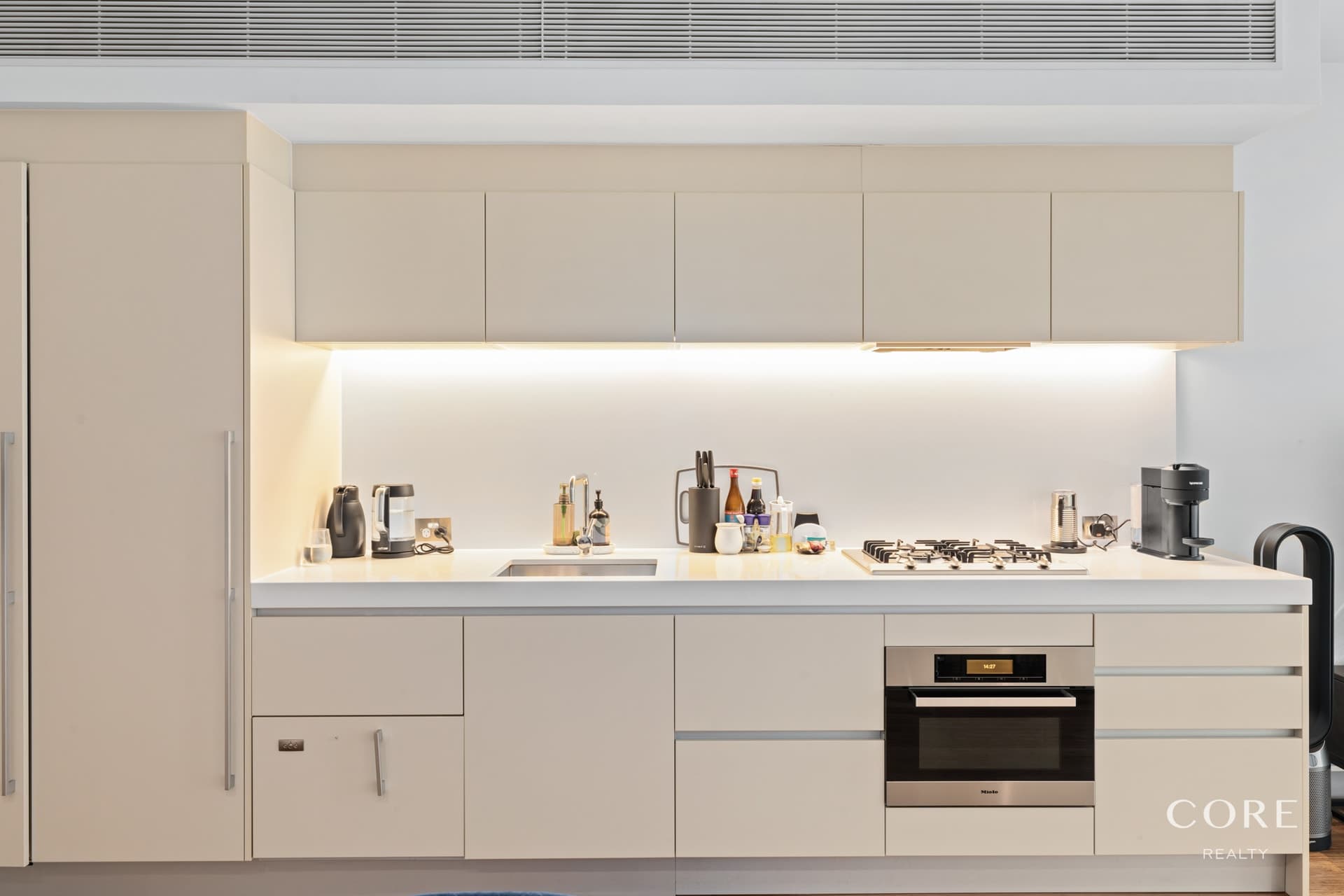 Level 23, 2307/8 Kavanagh Street, Southbank - Thumbnail 7