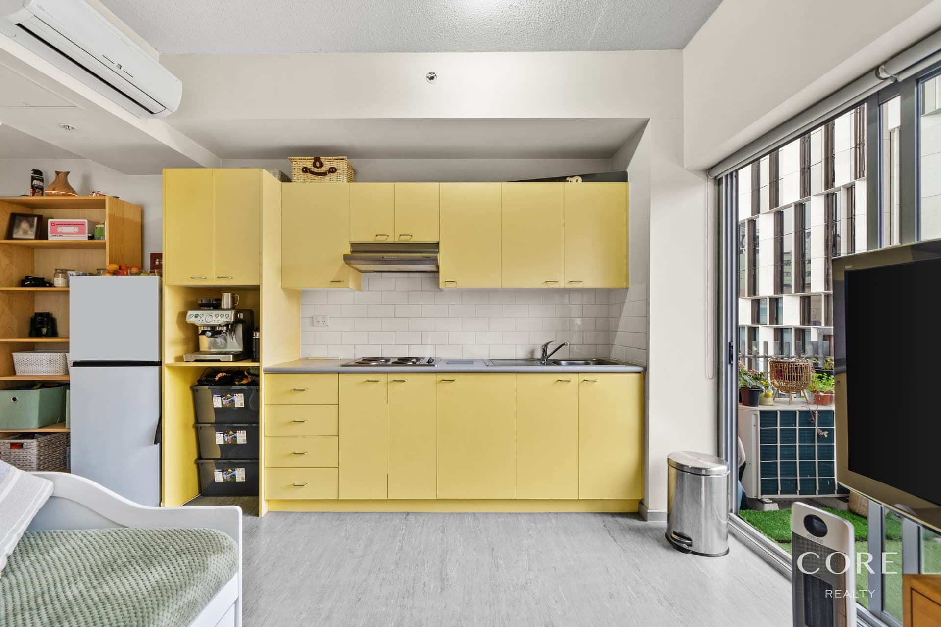 301/570 Swanston Street, Carlton - Thumbnail 3