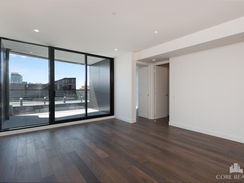 Unit 823/555 St Kilda Road, Melbourne - Thumbnail 5
