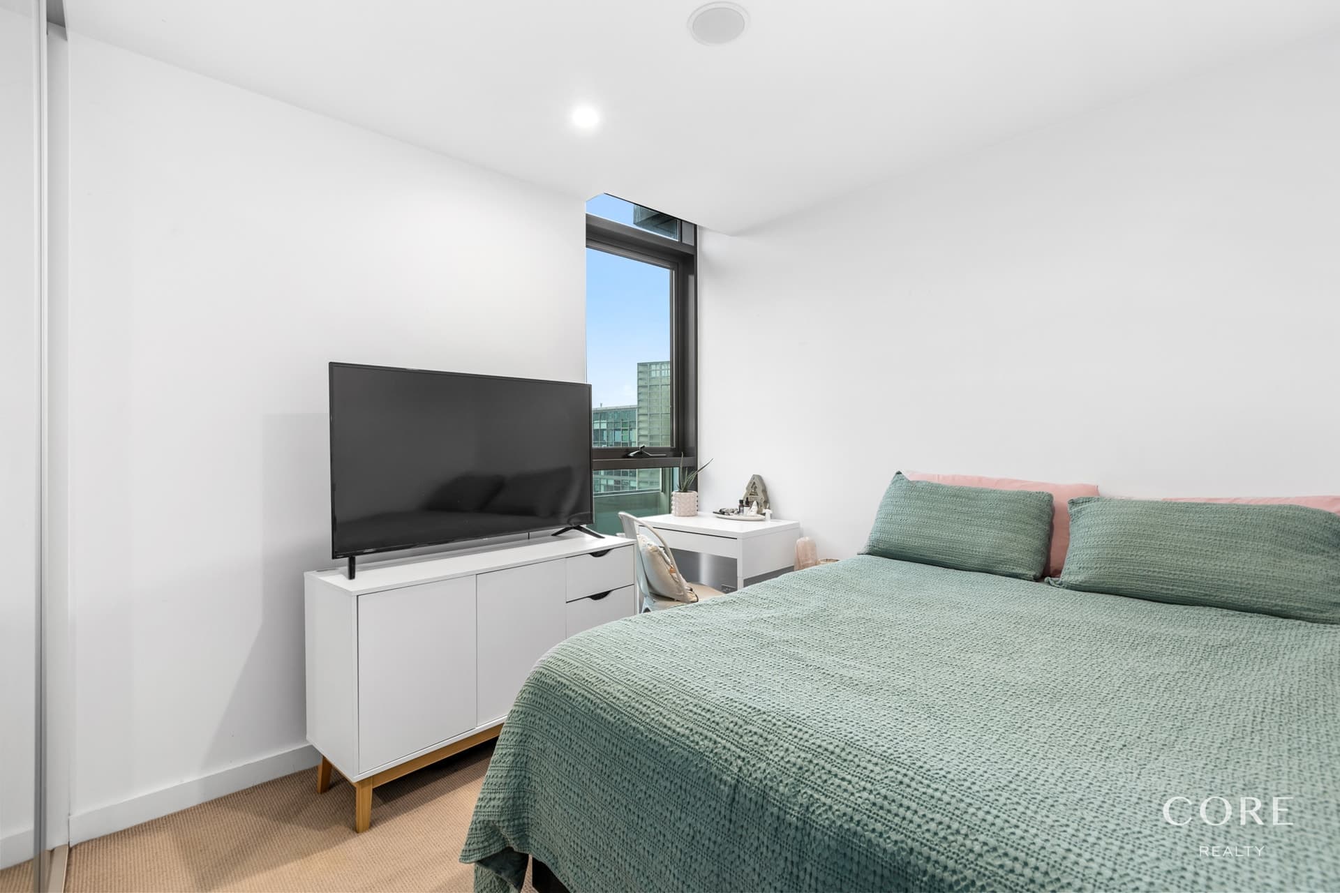 Level 32, 3202/57-61 City Road, Southbank - Thumbnail 6
