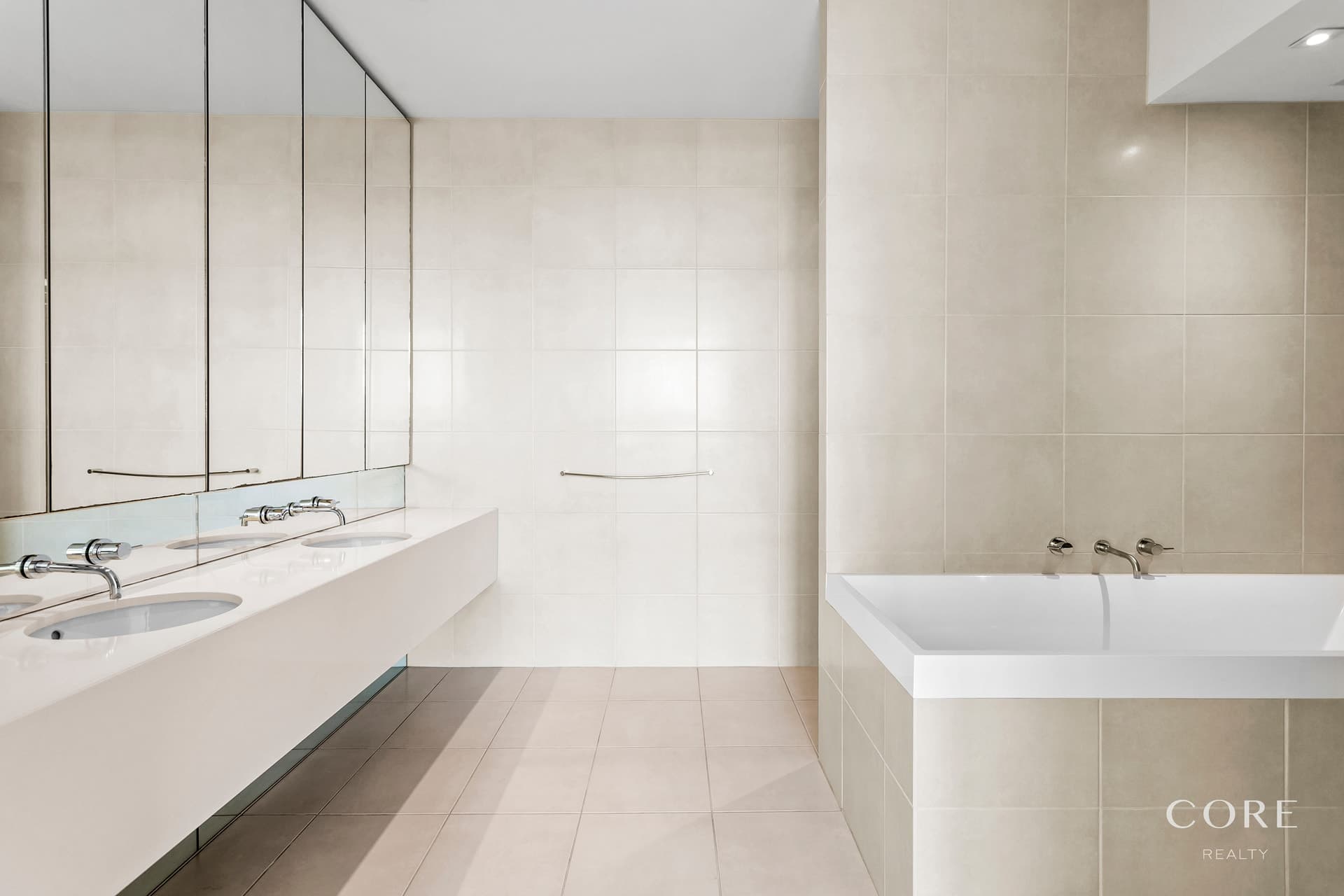 Unit 604/8 Kavanagh Street, Southbank - Thumbnail 5