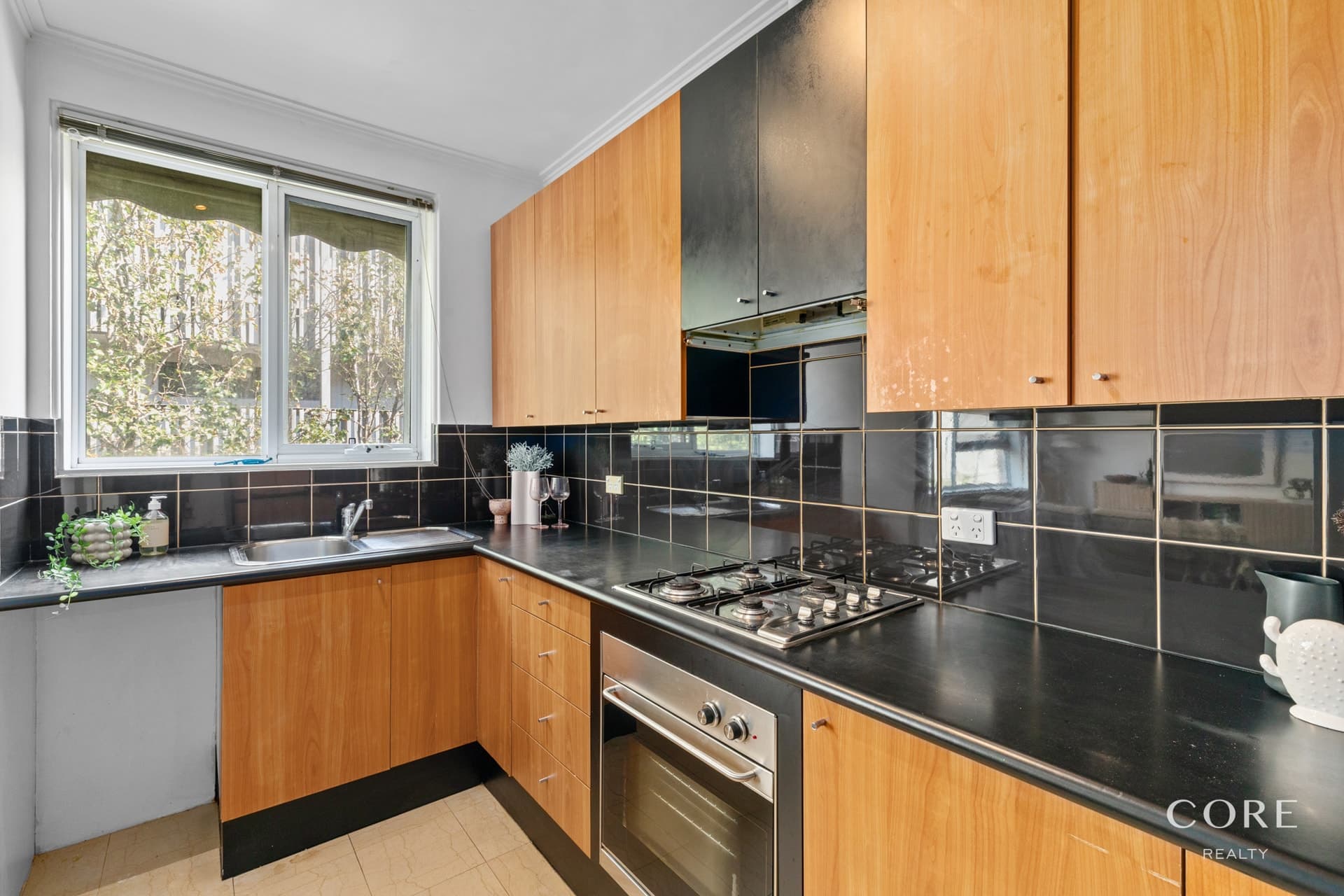 5/3 Davidson Street, South Yarra - Thumbnail 3
