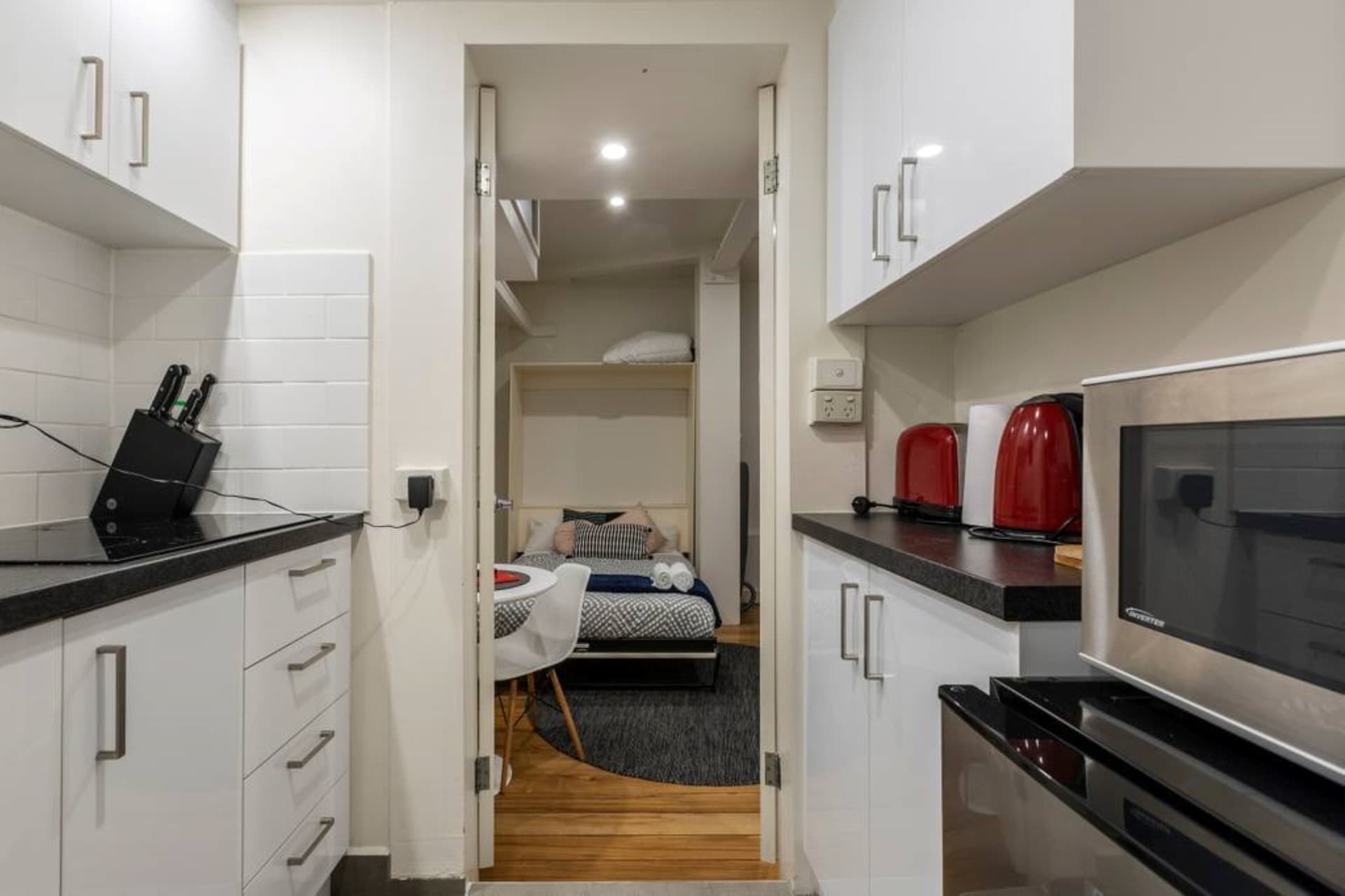 7/9 Anthony Street, Melbourne - Thumbnail 7