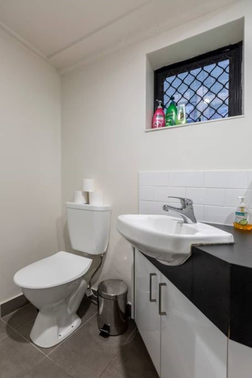 7/9 Anthony Street, Melbourne - Thumbnail 8