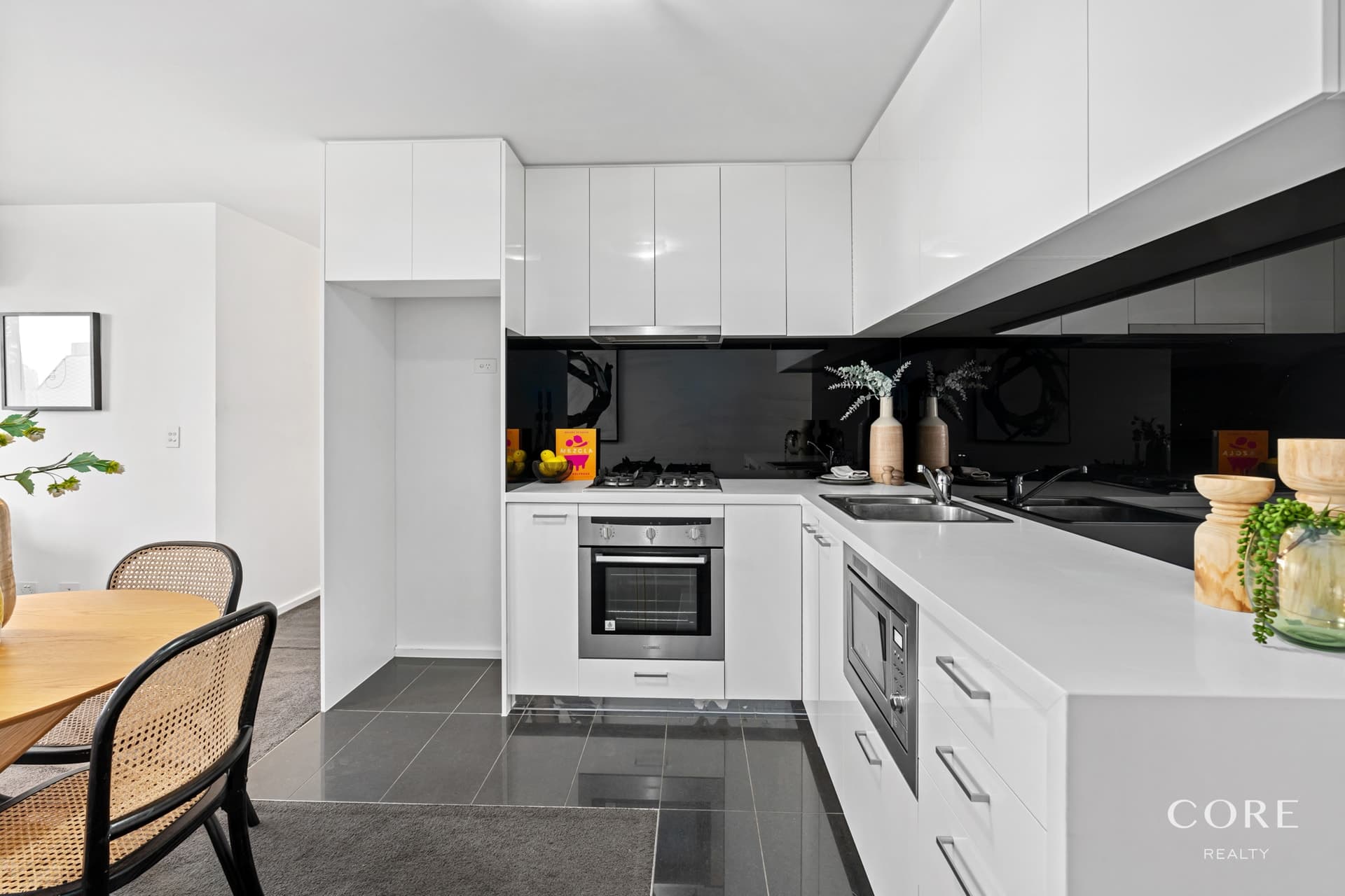 Level 27, 2700/241-243 City Road, Southbank - Thumbnail 4