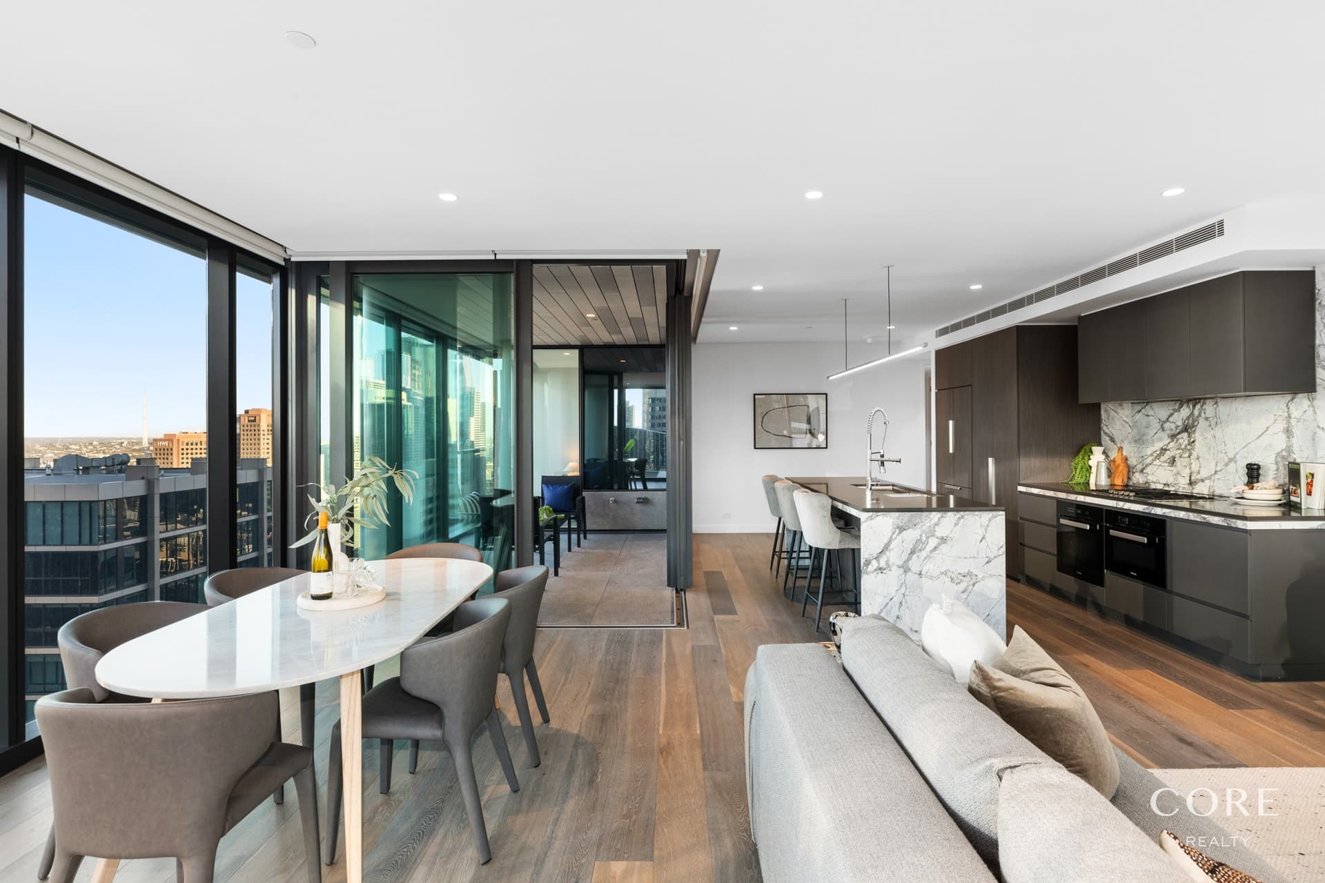 Level 29, 2902/433 Collins Street, Melbourne - Thumbnail 8