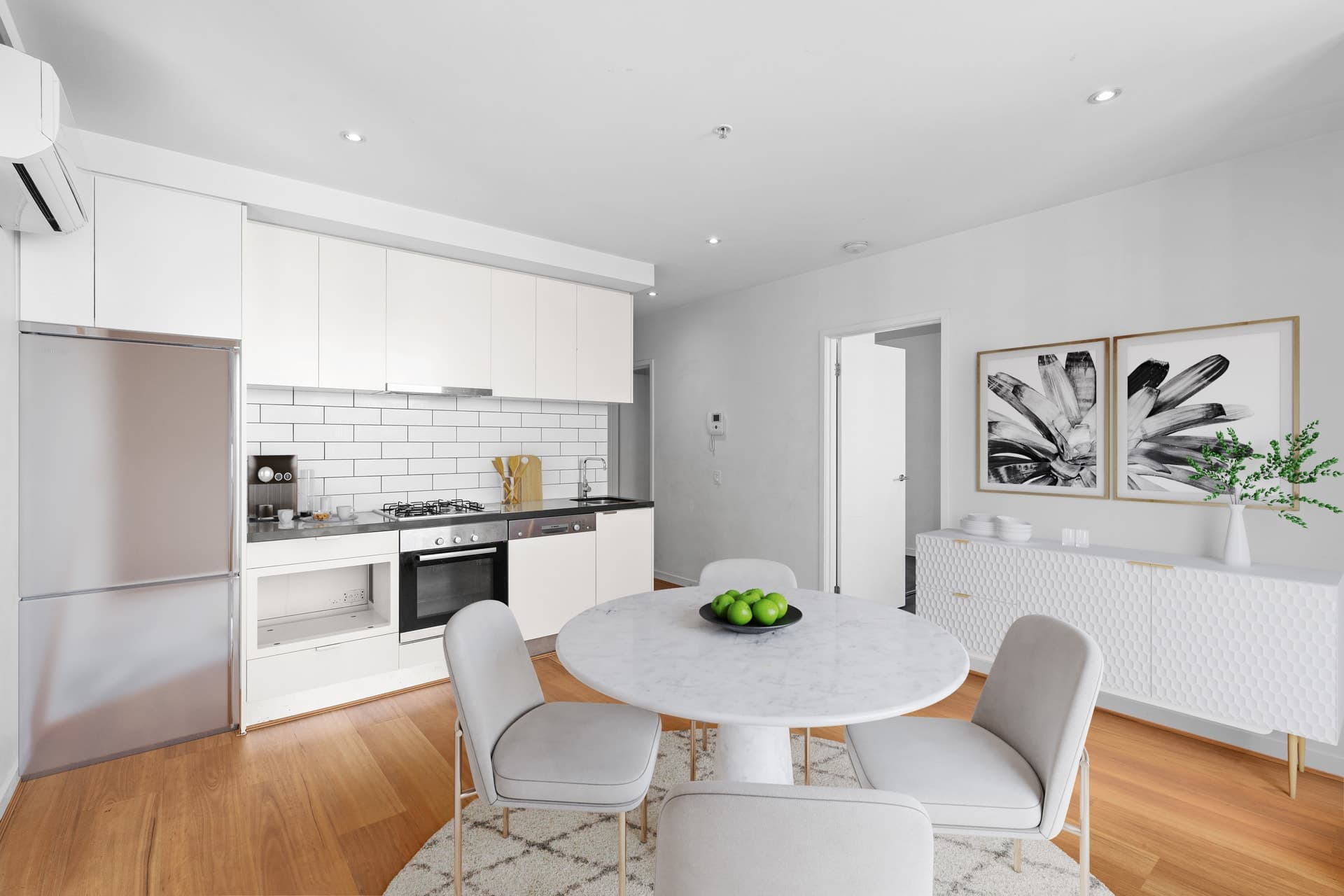 Level 21, 2106/250 City Road, Southbank - Image 1