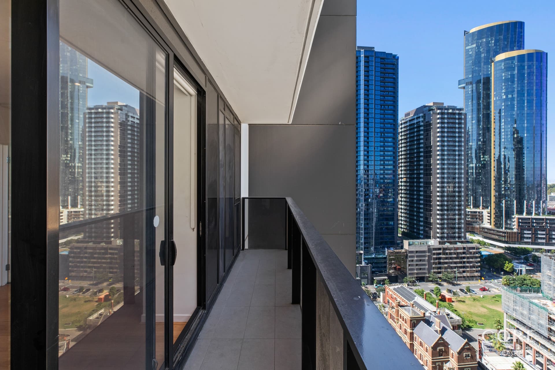 Level 21, 2106/250 City Road, Southbank - Thumbnail 5