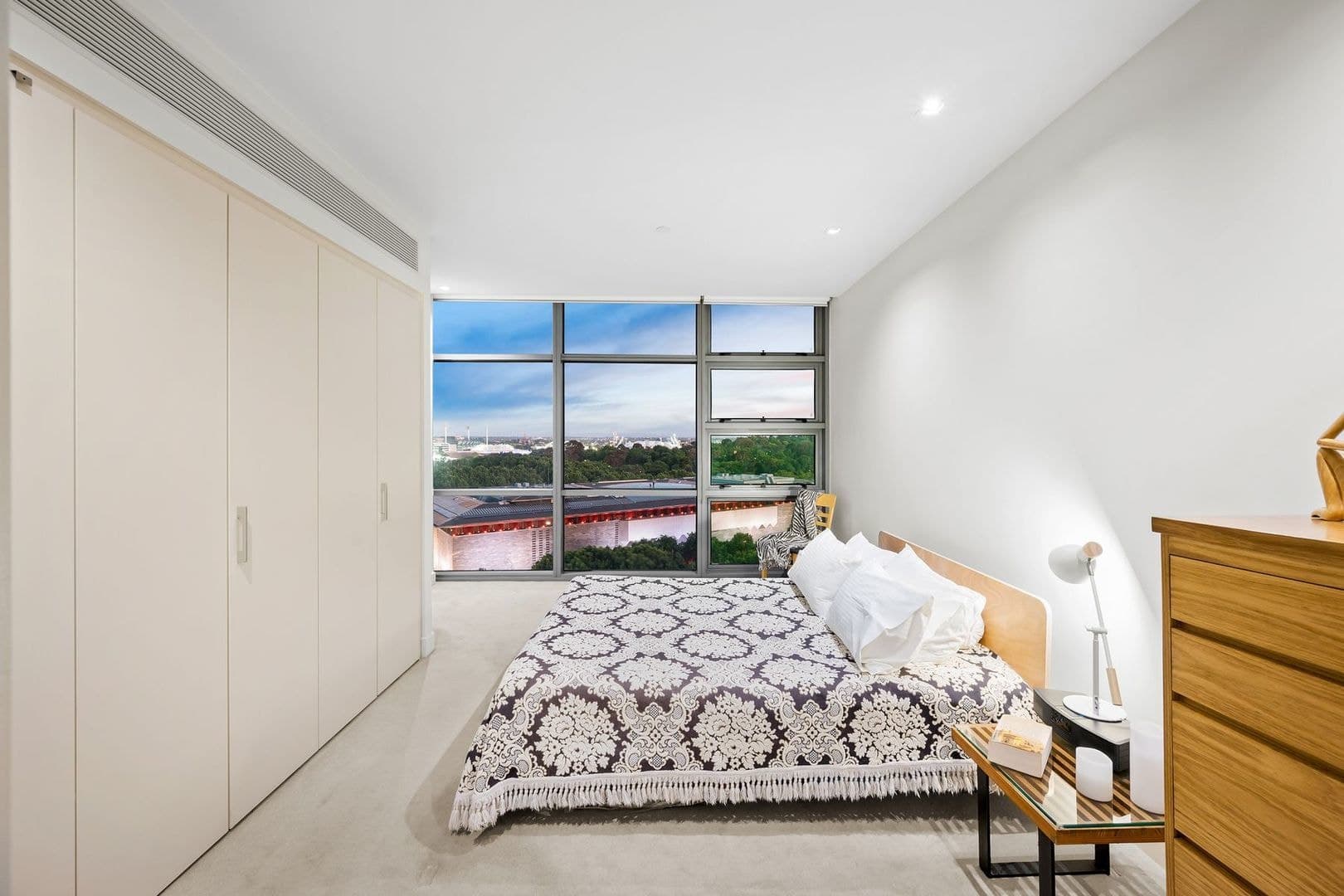 Level 13, Unit 1305/8 Kavanagh Street, Southbank - Thumbnail 5