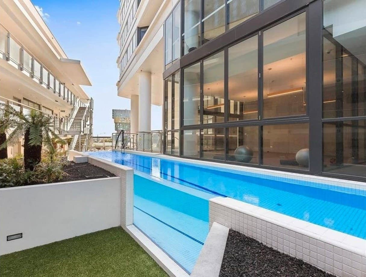 1001/3-5 St Kilda Road, St Kilda - Thumbnail 2