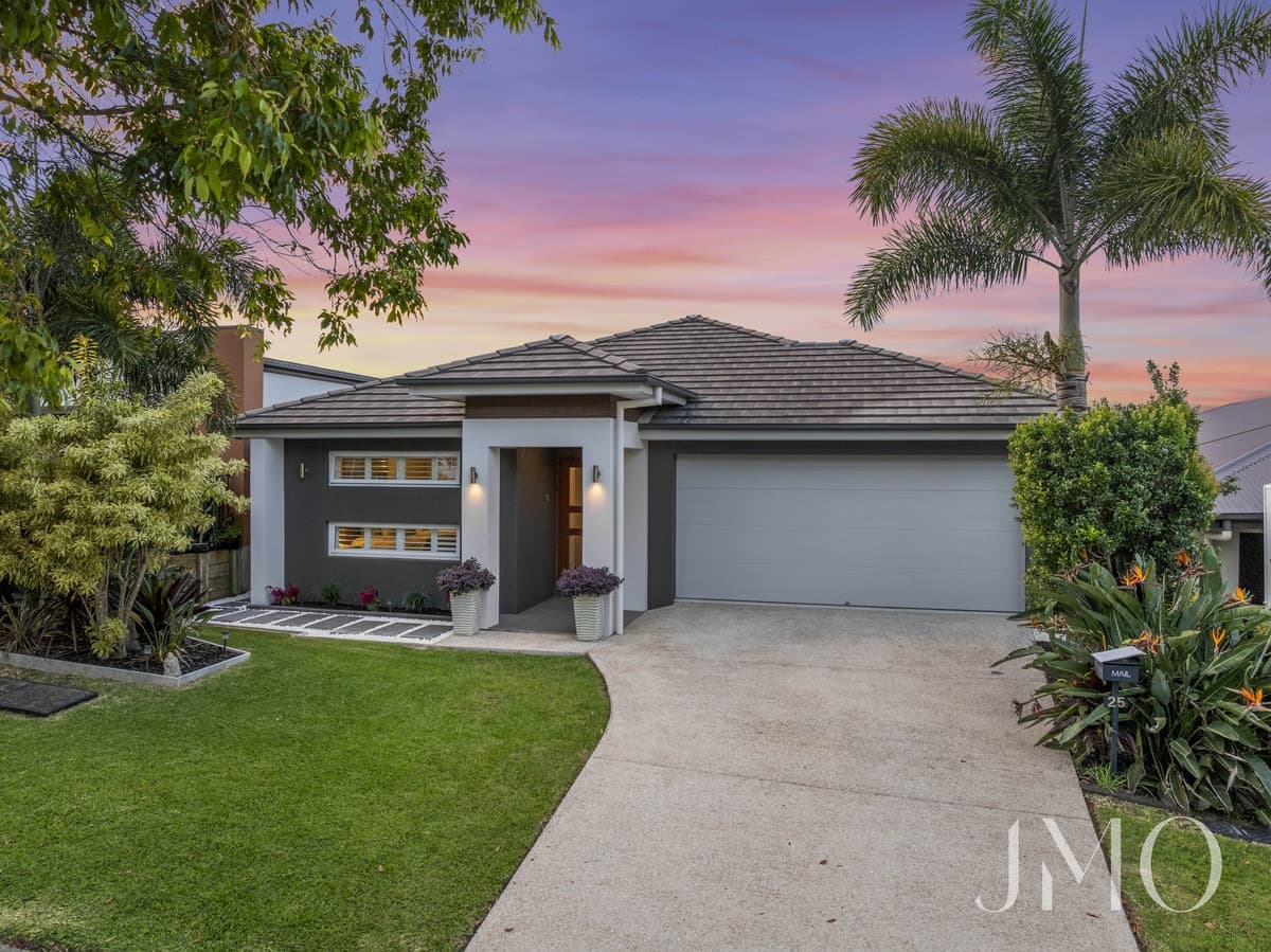 25 Landsdowne Drive, Ormeau Hills, Ormeau Hills - Image 1