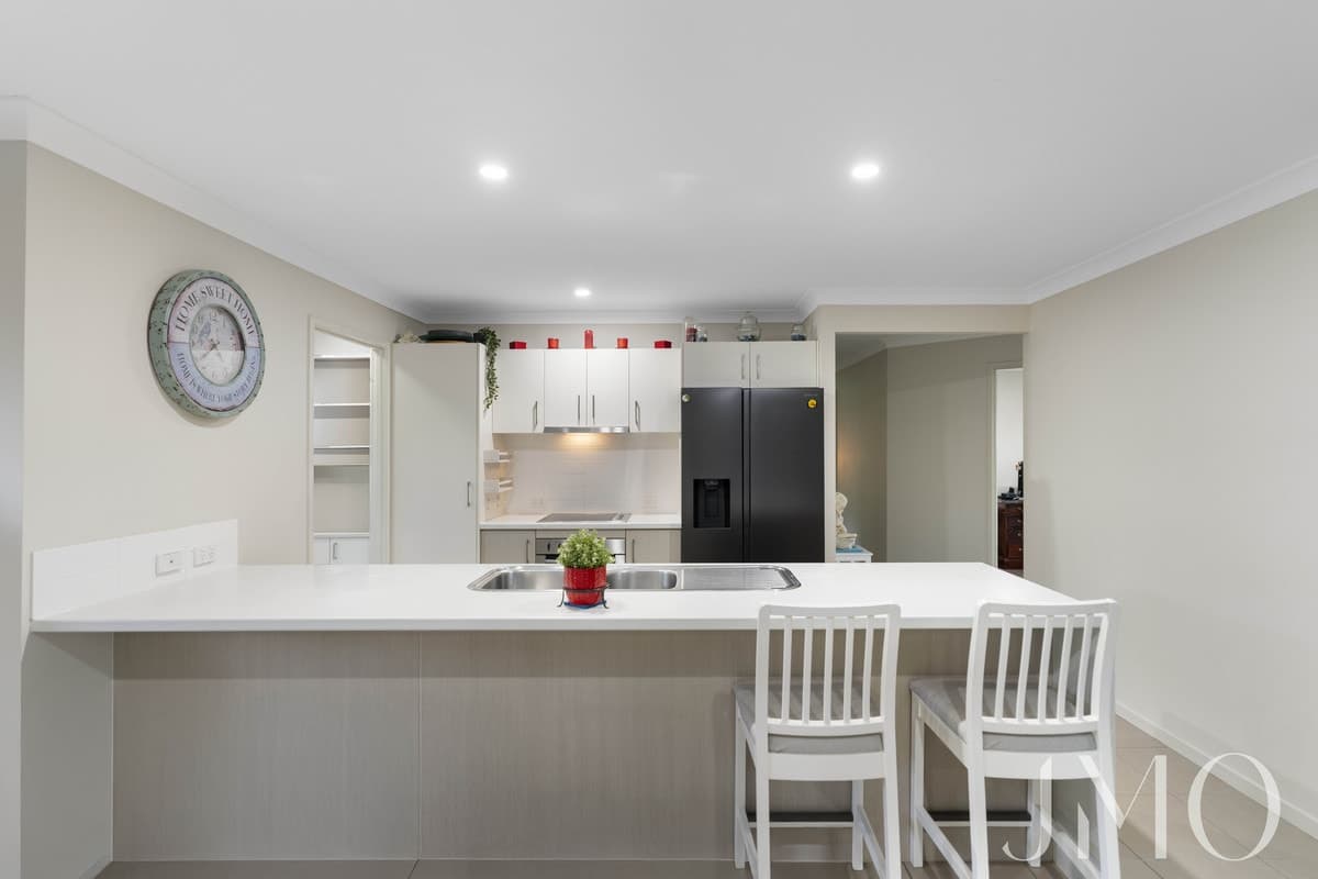 23 Banks Drive, Ormeau, Ormeau - Thumbnail 3