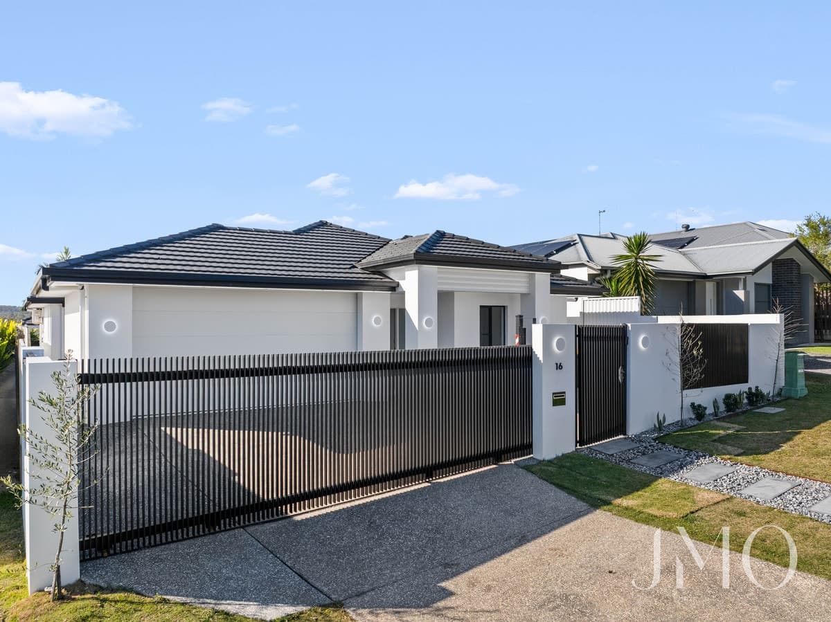 16 Arrowsmith Crescent, Ormeau Hills, Ormeau Hills - Thumbnail 2