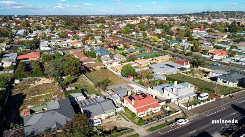 64 Wehl North Street Mount Gambier SA, Mount Gambier - Image 1