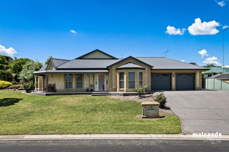 28 Matthew Flinders Way Mount Gambier SA, Mount Gambier - Thumbnail 3