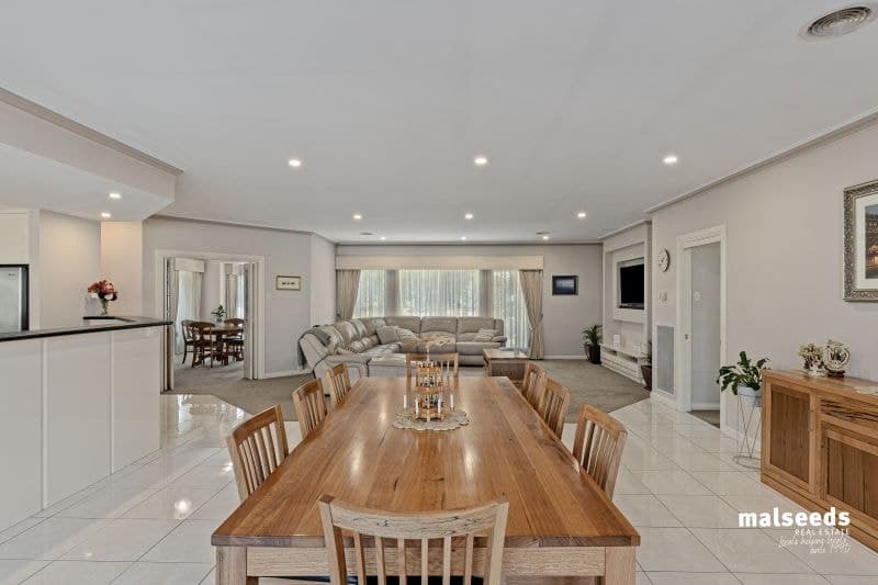 28 Matthew Flinders Way Mount Gambier SA, Mount Gambier - Thumbnail 5