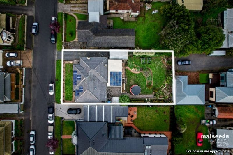 15 Agnes Street Mount Gambier SA, Mount Gambier - Thumbnail 2