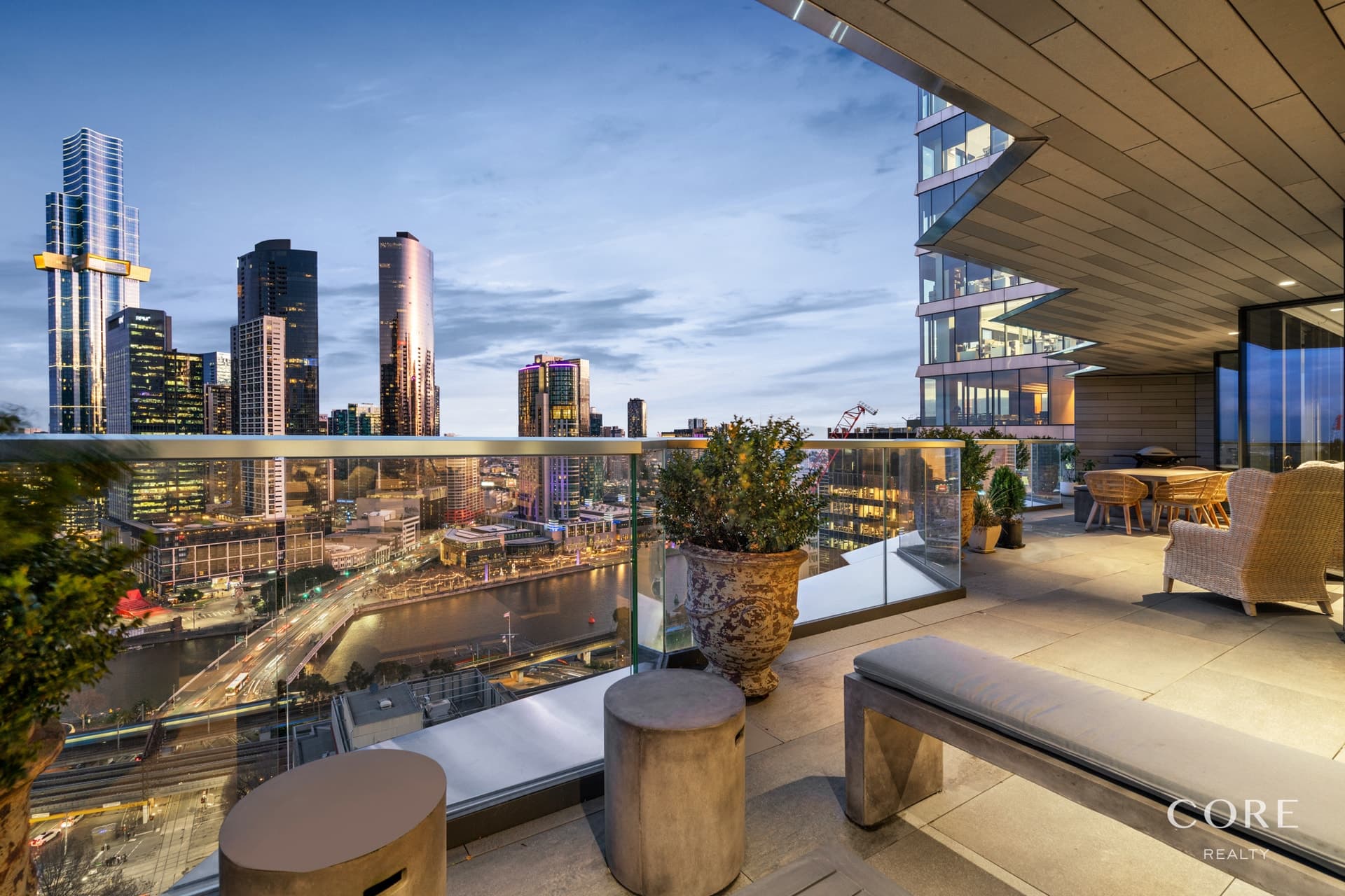 Level 22, 2205/433 Collins Street, Melbourne - Thumbnail 2
