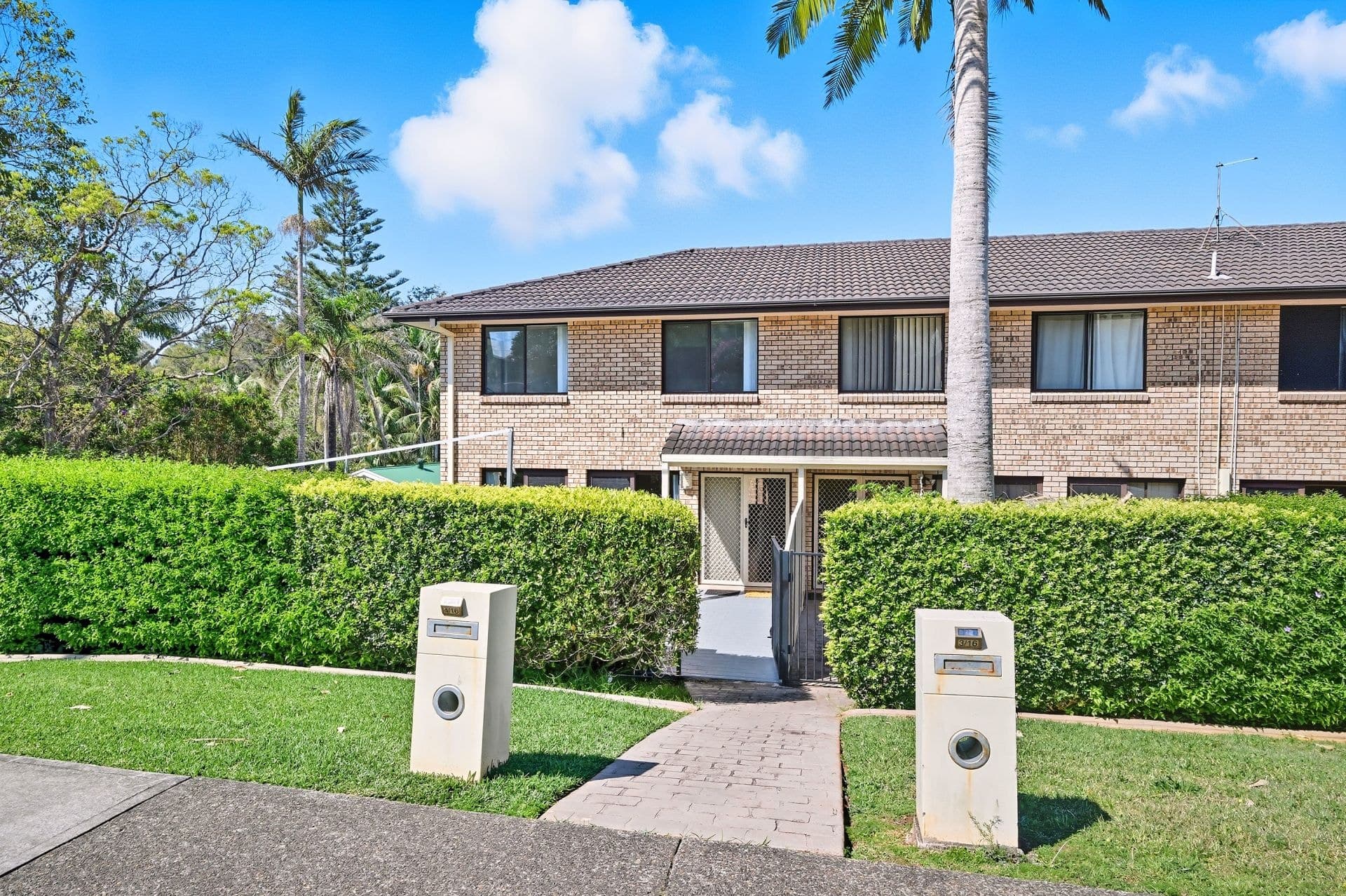 4/16 Sunnyside Crescent Port Macquarie NSW, Port Macquarie - Image 1