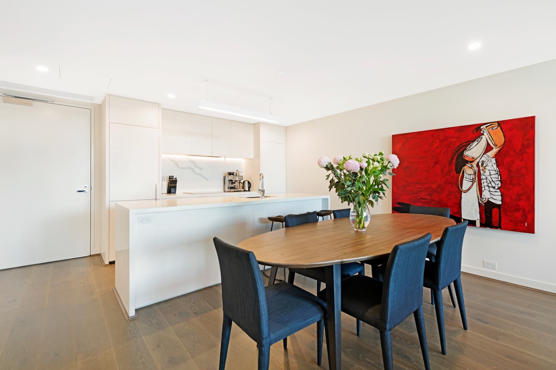 1023/555 St Kilda Road, Melbourne - Thumbnail 3