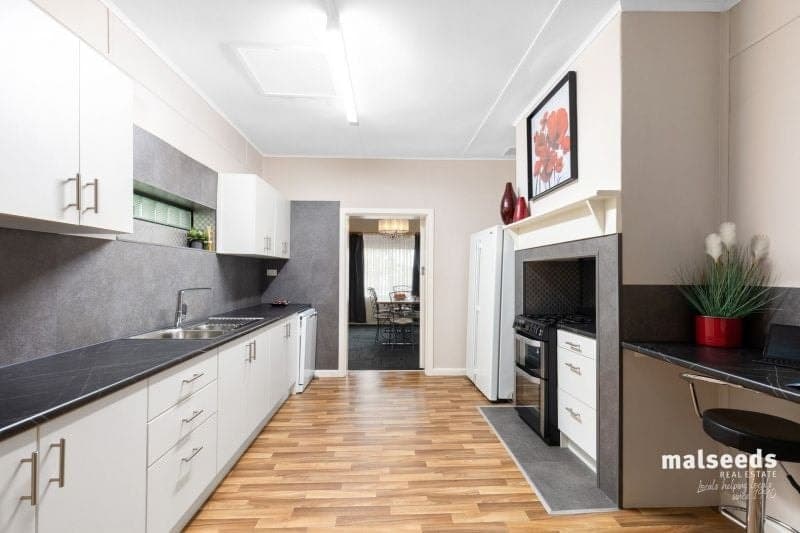 23 McArthur Street Penola SA, Penola - Thumbnail 5