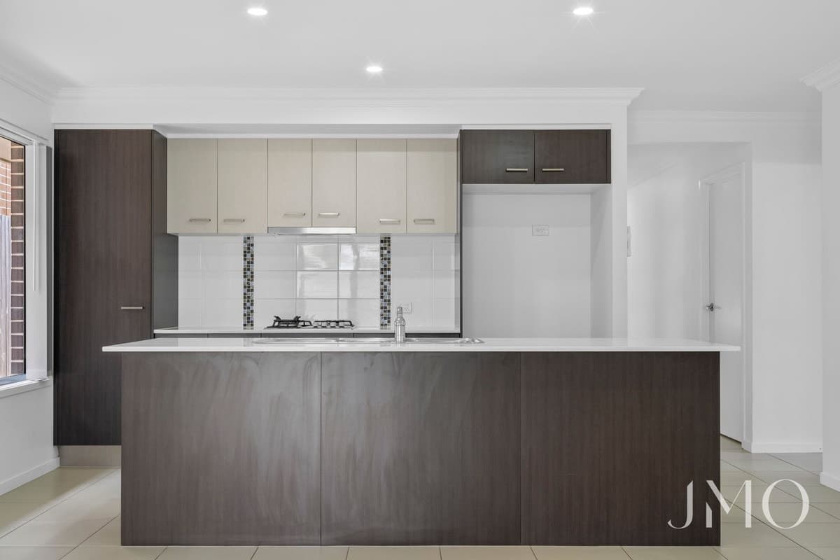 16 Preston Street, Ormeau Hills, Ormeau Hills - Thumbnail 3