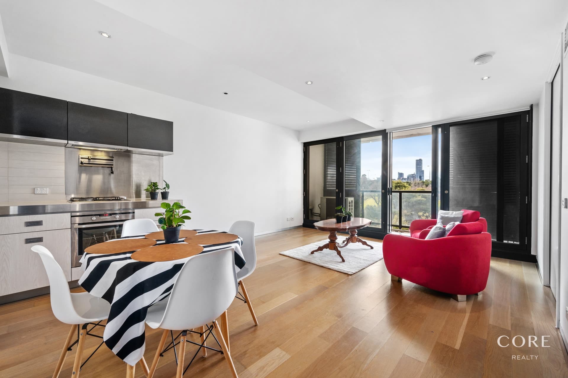224/539 St Kilda Road, Melbourne - Image 1