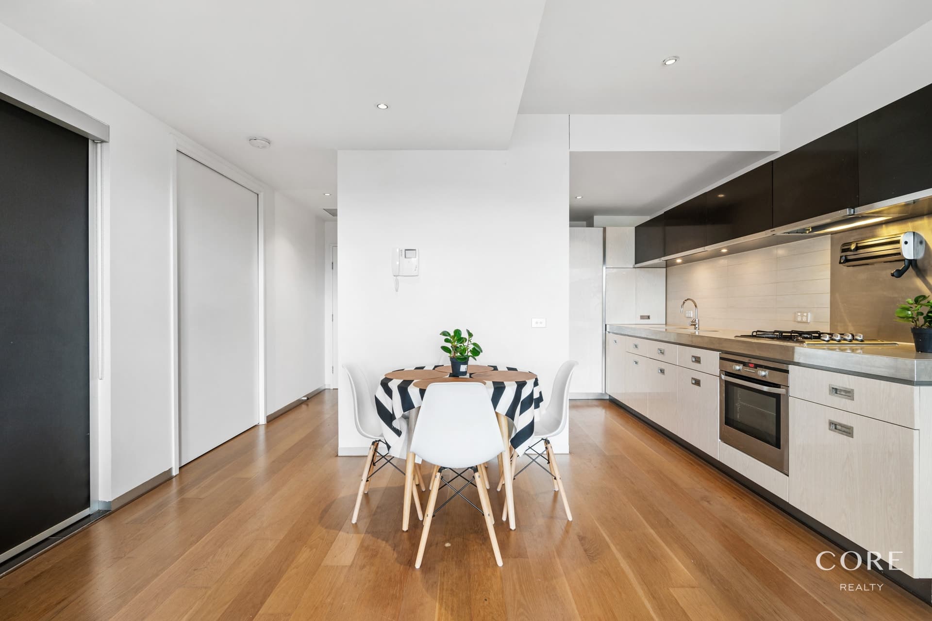 224/539 St Kilda Road, Melbourne - Thumbnail 5