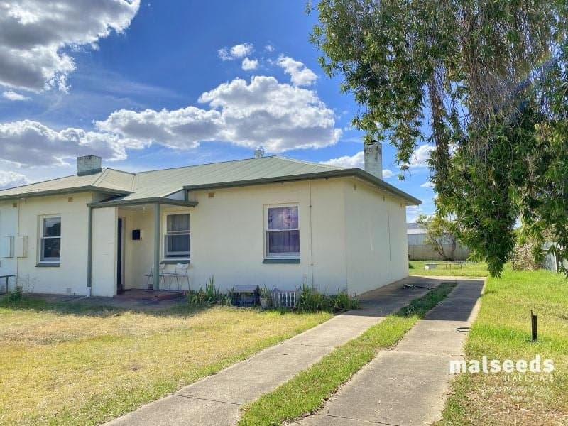 7 McPherson Street Penola SA, Penola - Thumbnail 3