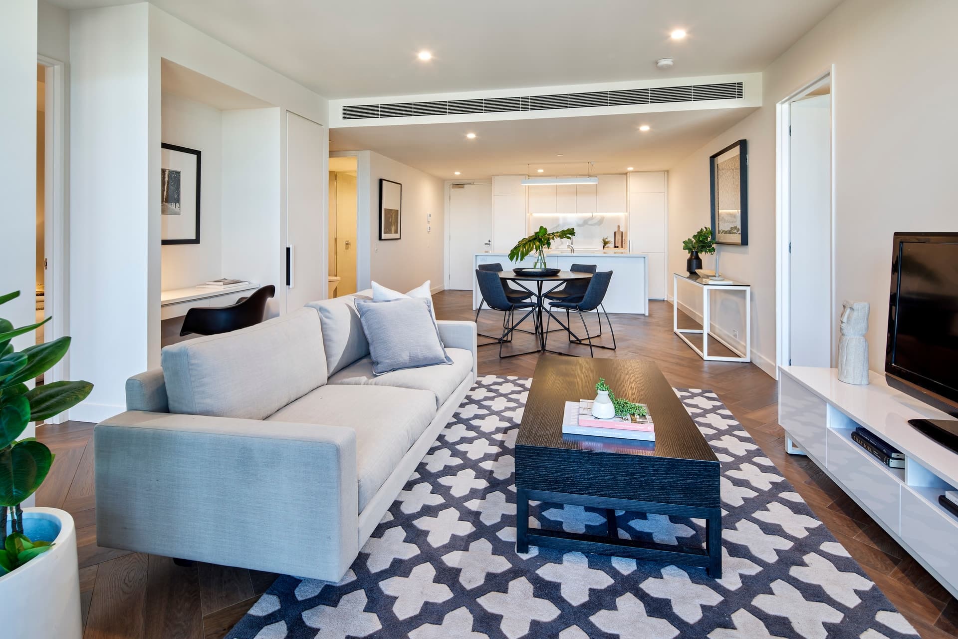 1323/555 St Kilda Road, Melbourne - Thumbnail 2