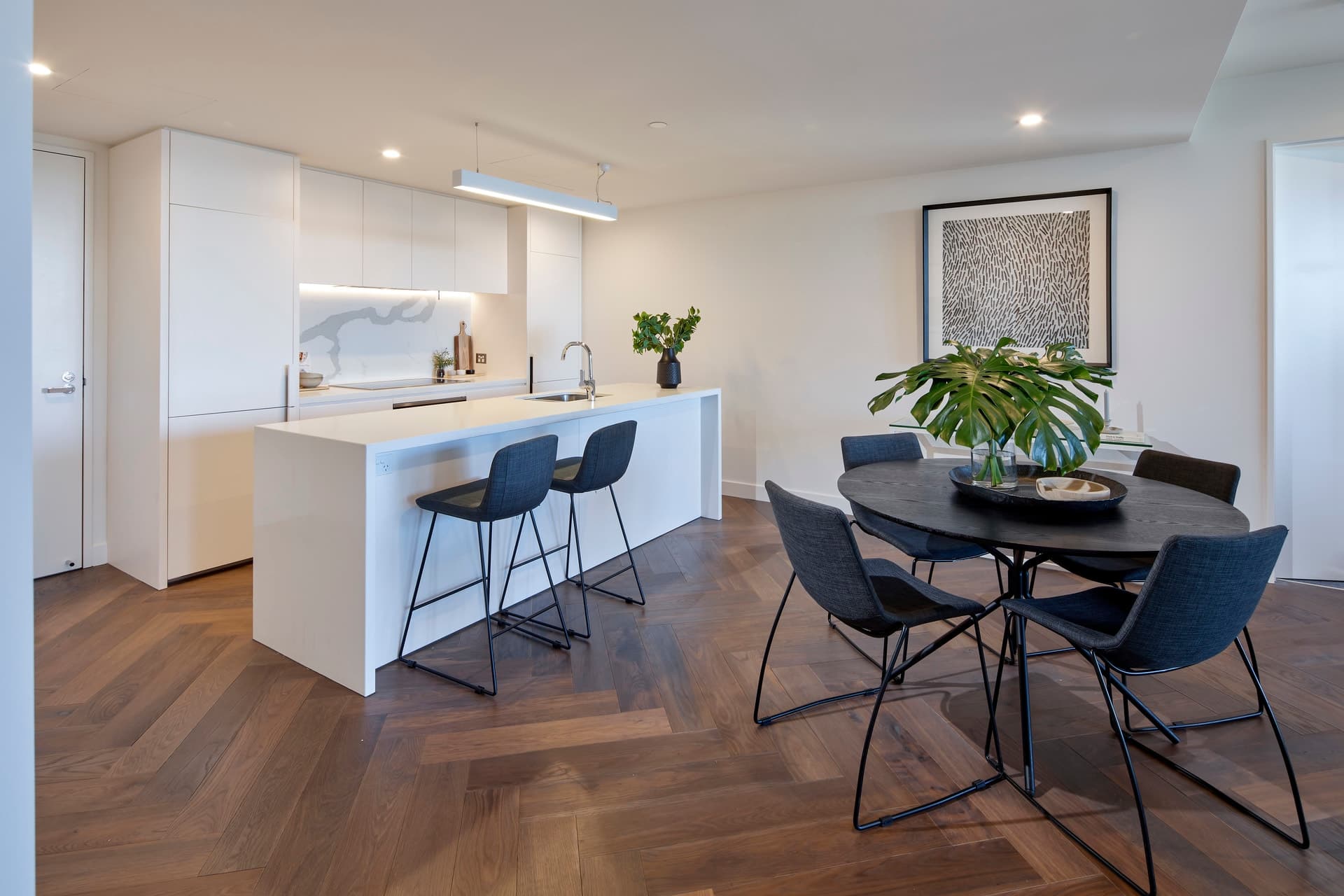 1323/555 St Kilda Road, Melbourne - Thumbnail 3