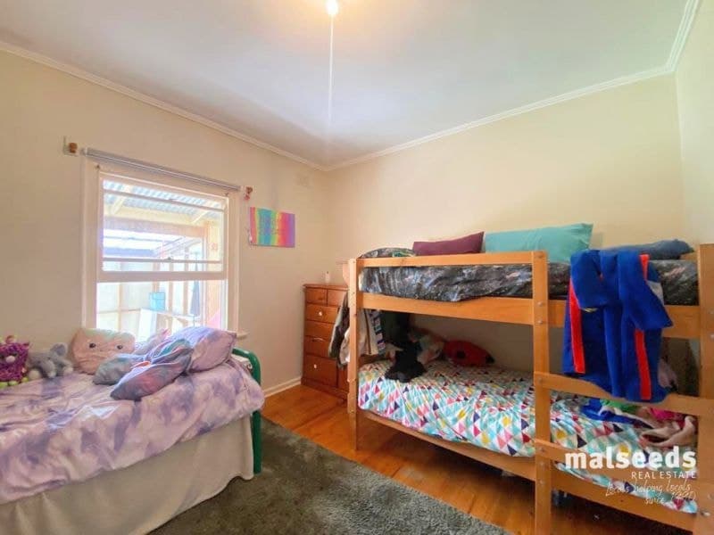 1 & 3 Cassells Street Millicent SA, Millicent - Thumbnail 8