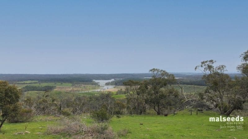 121 Coppermine Road Williamstown SA, Williamstown - Thumbnail 3