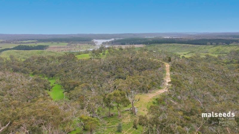 121 Coppermine Road Williamstown SA, Williamstown - Thumbnail 4