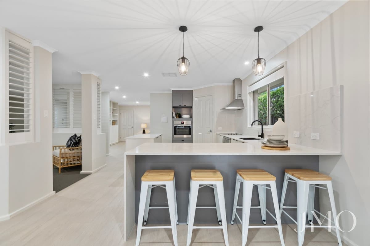 17 Pincally Crescent, ORMEAU, Ormeau - Thumbnail 2