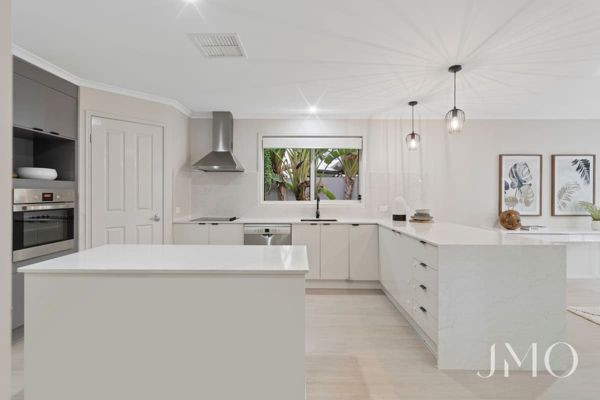 17 Pincally Crescent, ORMEAU, Ormeau - Thumbnail 3