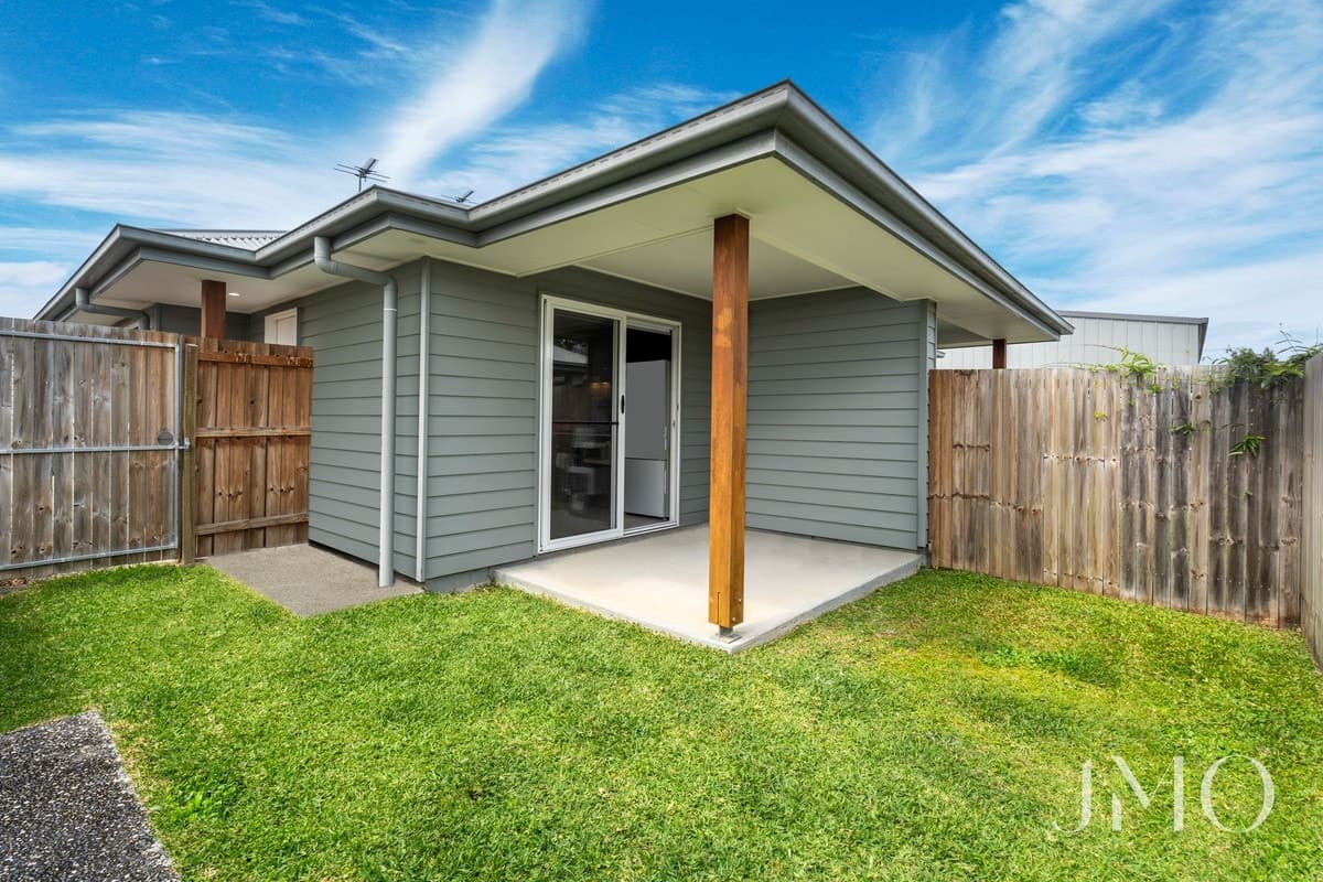 1 & 2/4 Wattle Court, Ormeau, Ormeau - Thumbnail 3