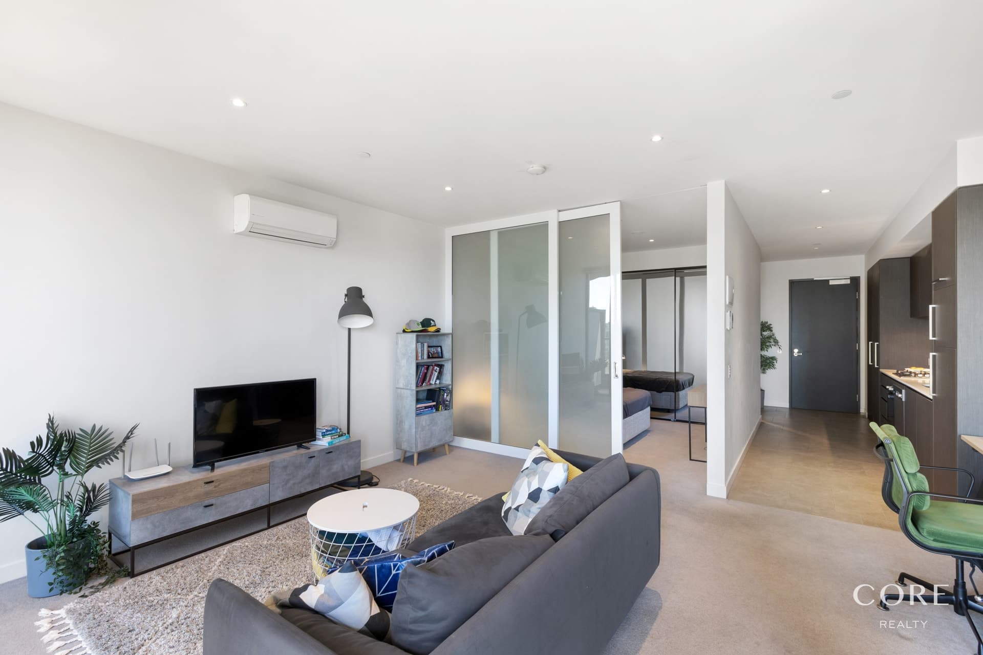 1103/155 Franklin Street, Melbourne - Thumbnail 2