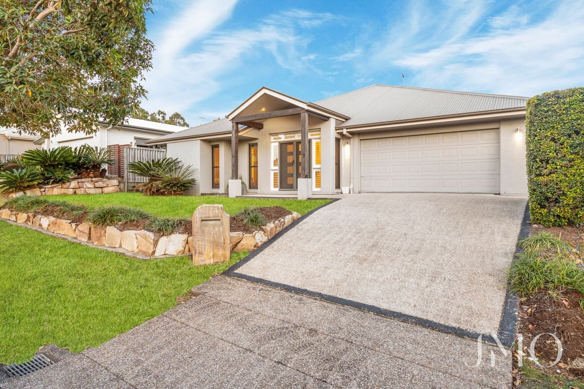 7 Emmaville Crescent, Ormeau, Ormeau - Thumbnail 2