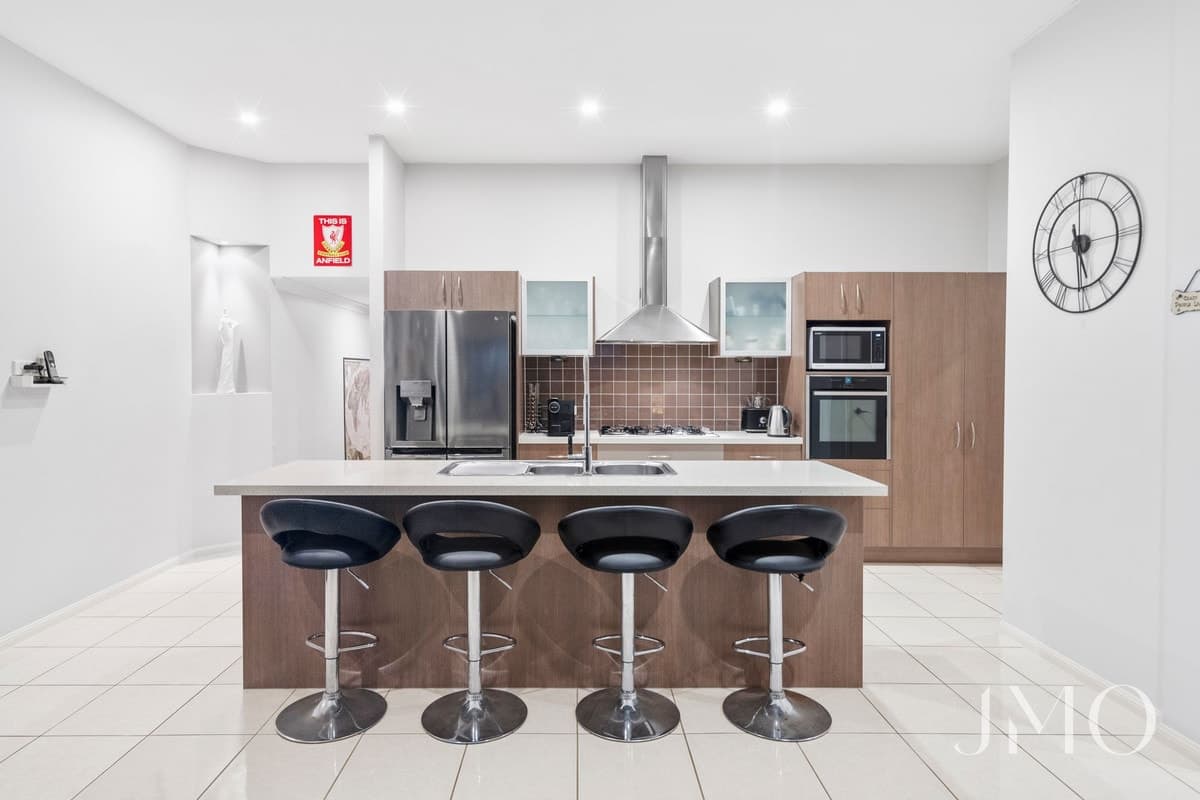 7 Emmaville Crescent, Ormeau, Ormeau - Thumbnail 3