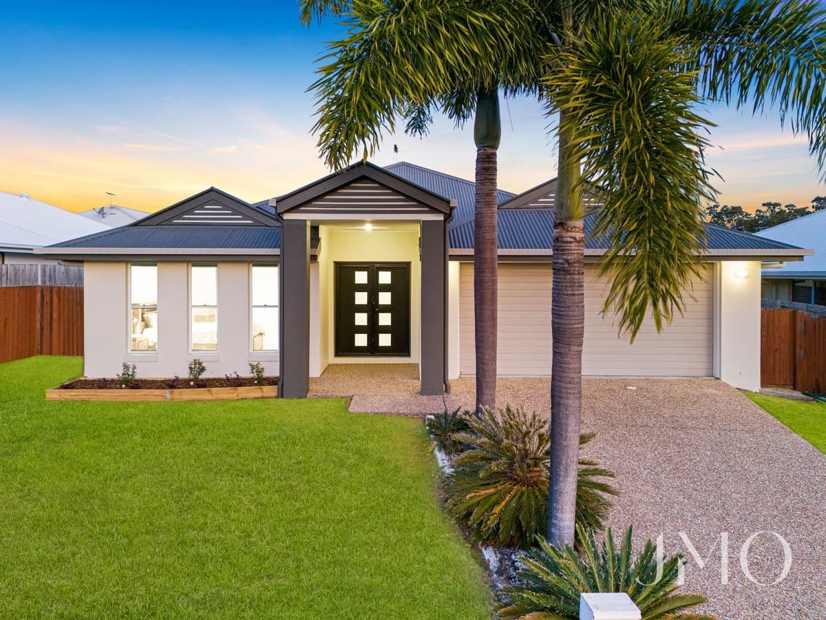 27 Strathburn Crescent, Ormeau, Ormeau - Image 1