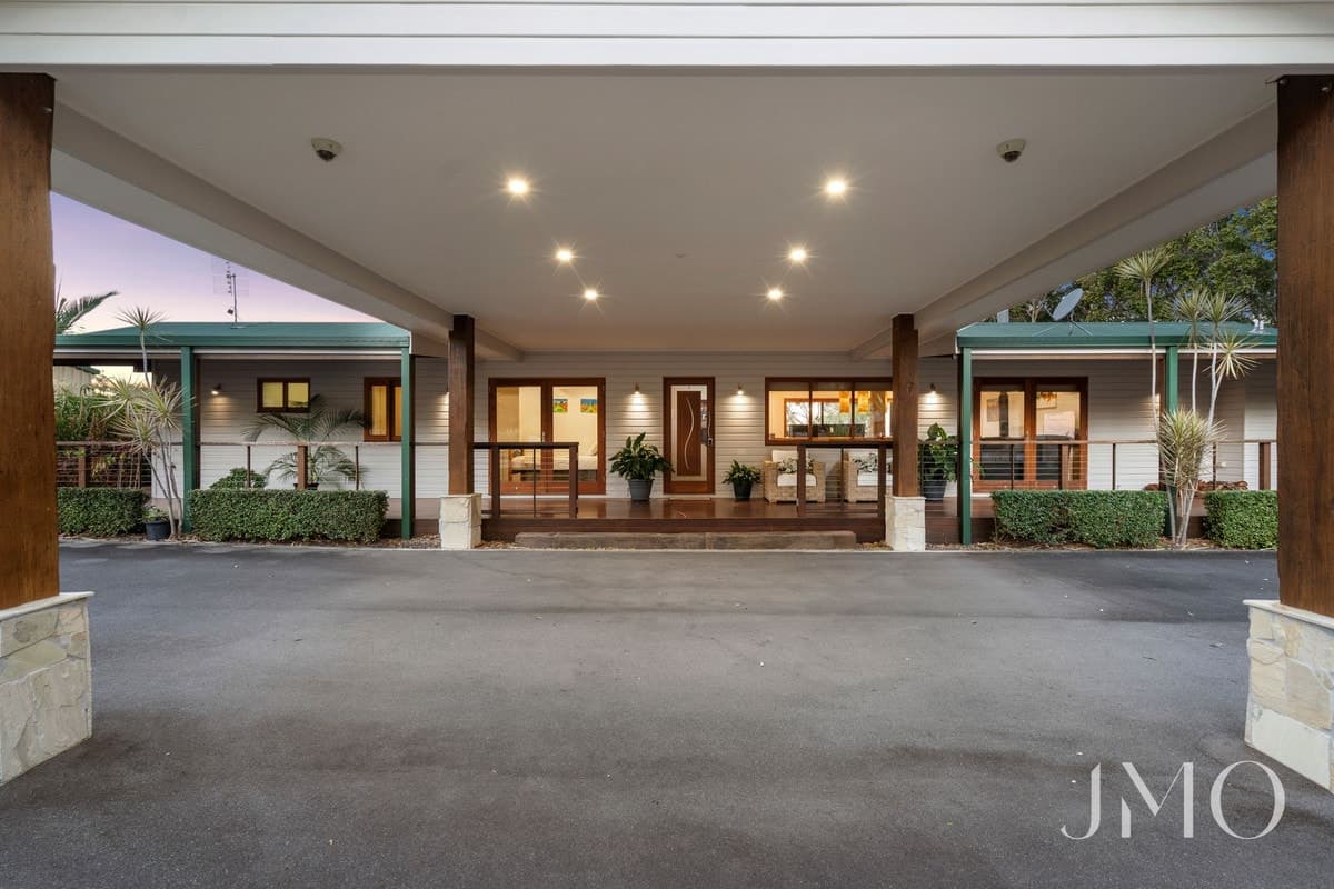 16 Beaton Court, Ormeau, Ormeau - Thumbnail 2