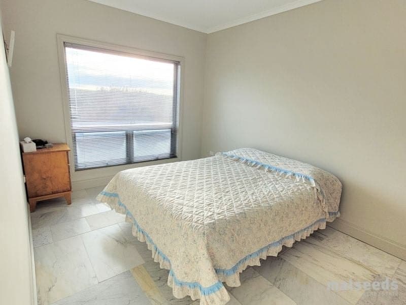 137 Paradise Road Wye SA, Wye - Image 1
