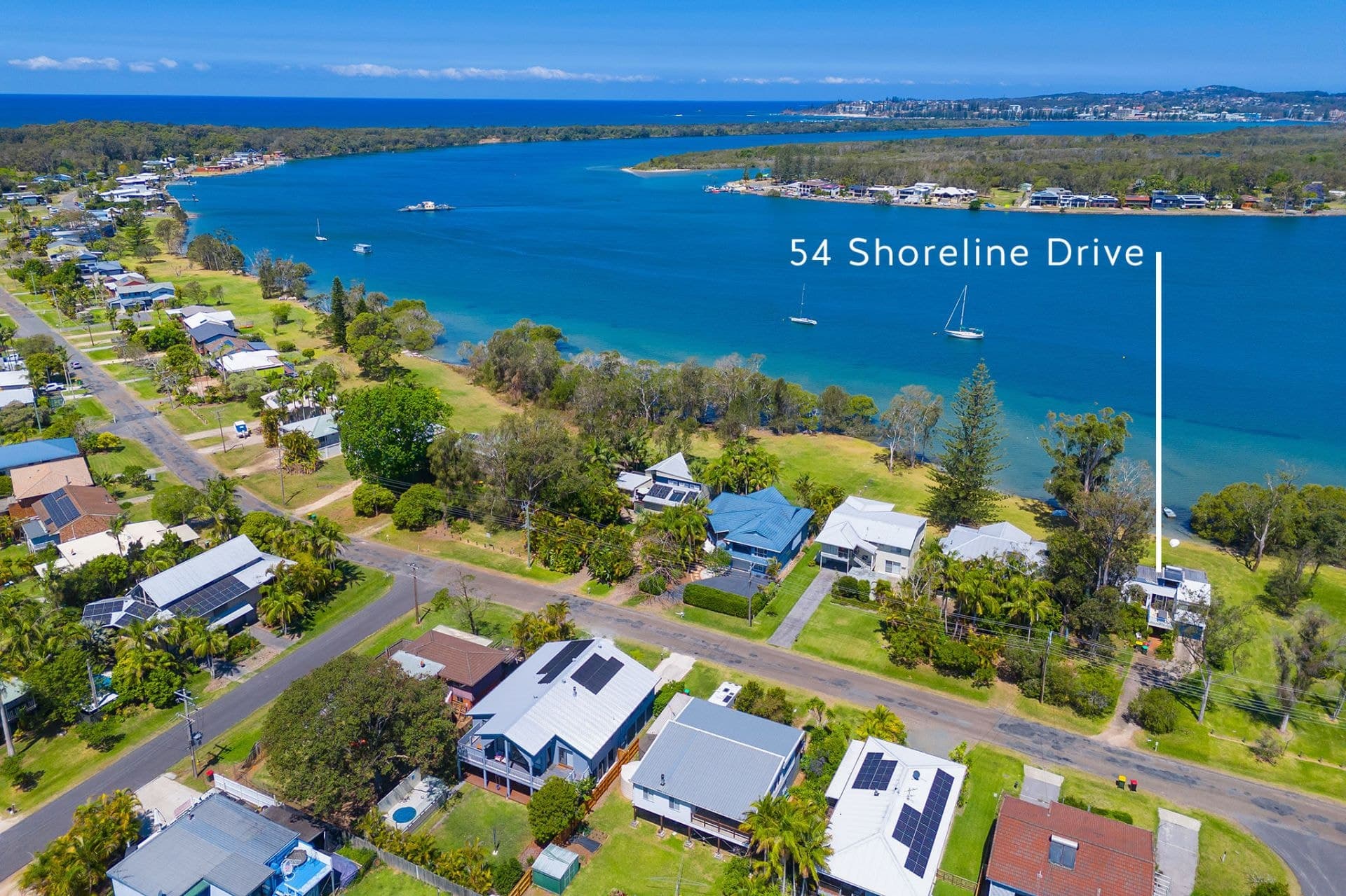54 Shoreline Drive, North Shore, North Shore - Thumbnail 2