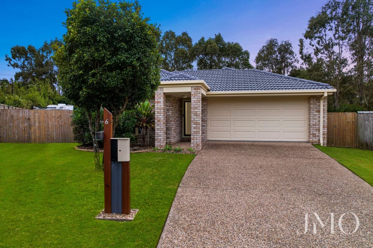 6 Chester Court, Ormeau, Ormeau - Thumbnail 2