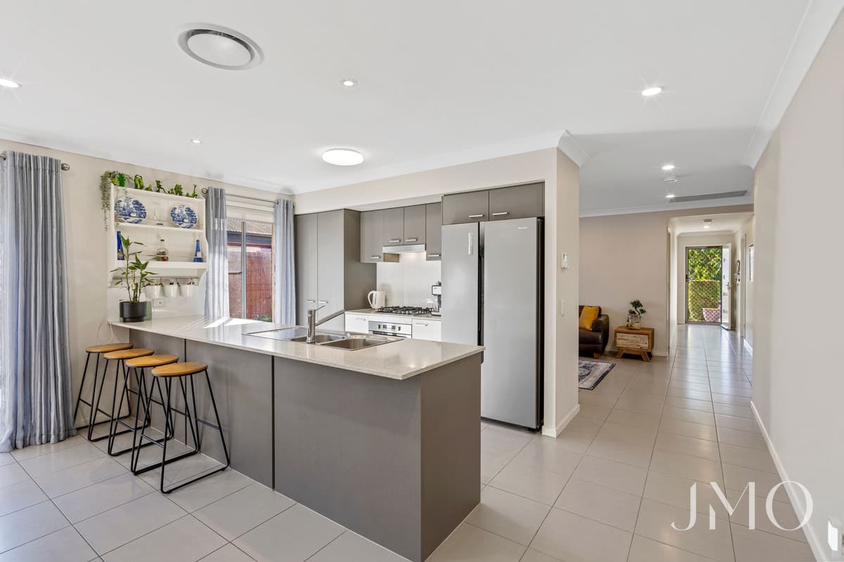 67 Brookside Circuit, Ormeau, Ormeau - Thumbnail 3