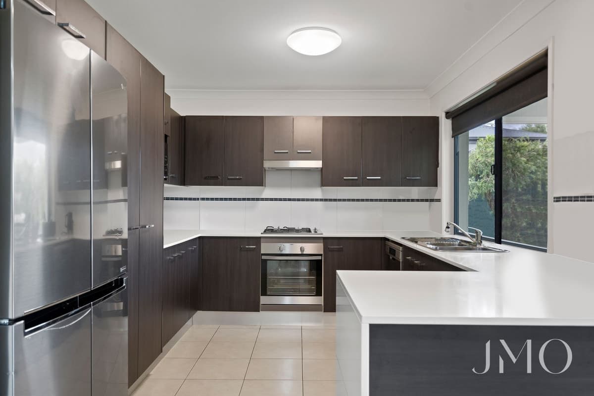 8 Rivervale Street, Ormeau, Ormeau - Thumbnail 3